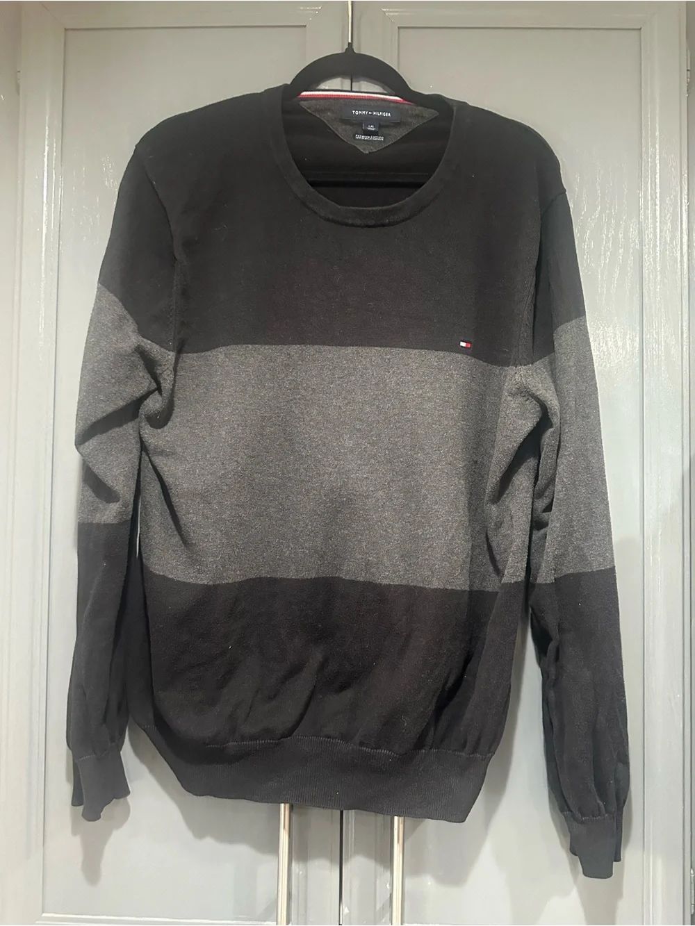 Tommy Hilfiger Black & Gray Stripe Crewneck Sweater L